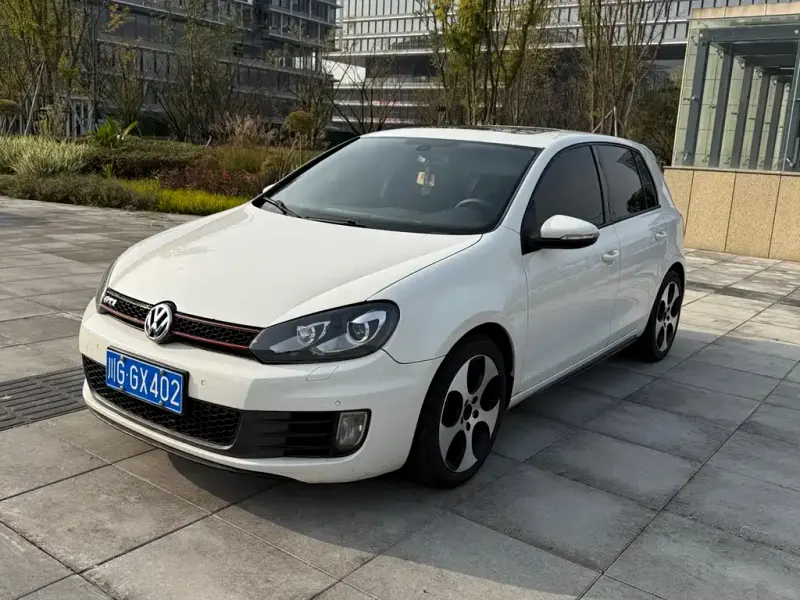 Volkswagen Golf GTI, 2012