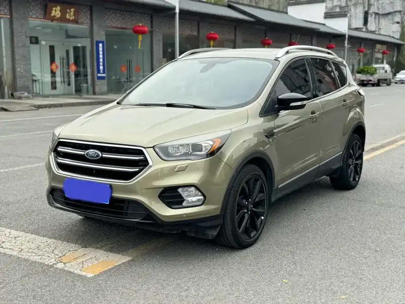Ford Kuga, 2018