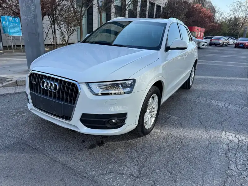 Audi Q3, 2015