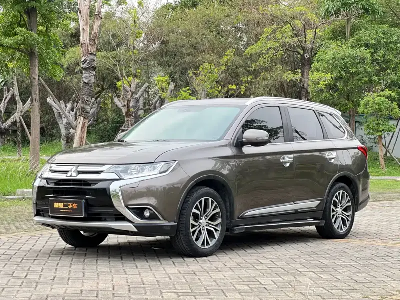 Mitsubishi Outlander, 2017