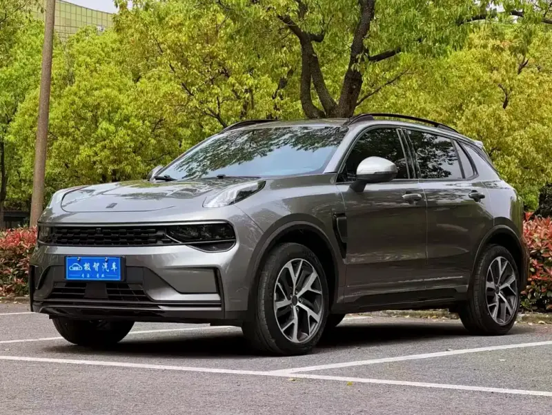 Lynk & Co 01 EM-P, 2022