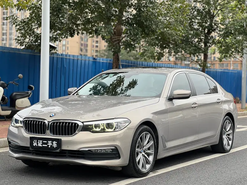 BMW 5-Series, 2018