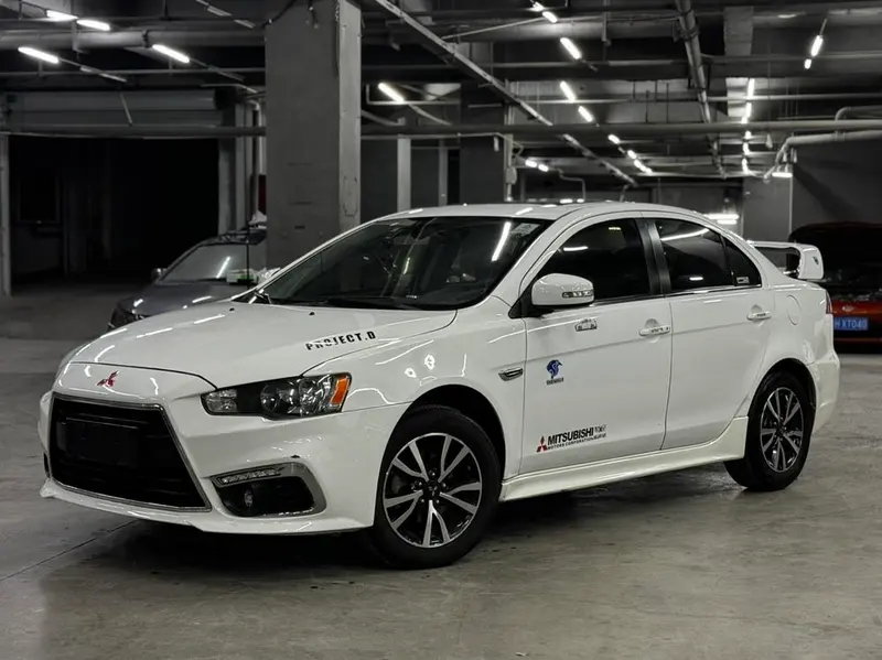 Mitsubishi Lancer EX, 2015