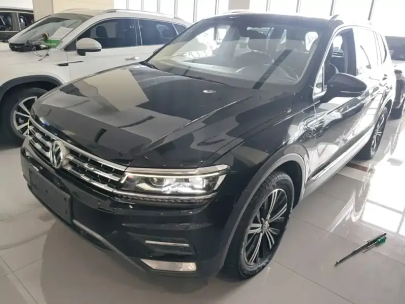 Volkswagen Tiguan L, 2017