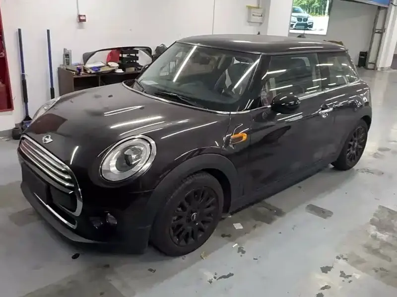 MINI Mini, 2015