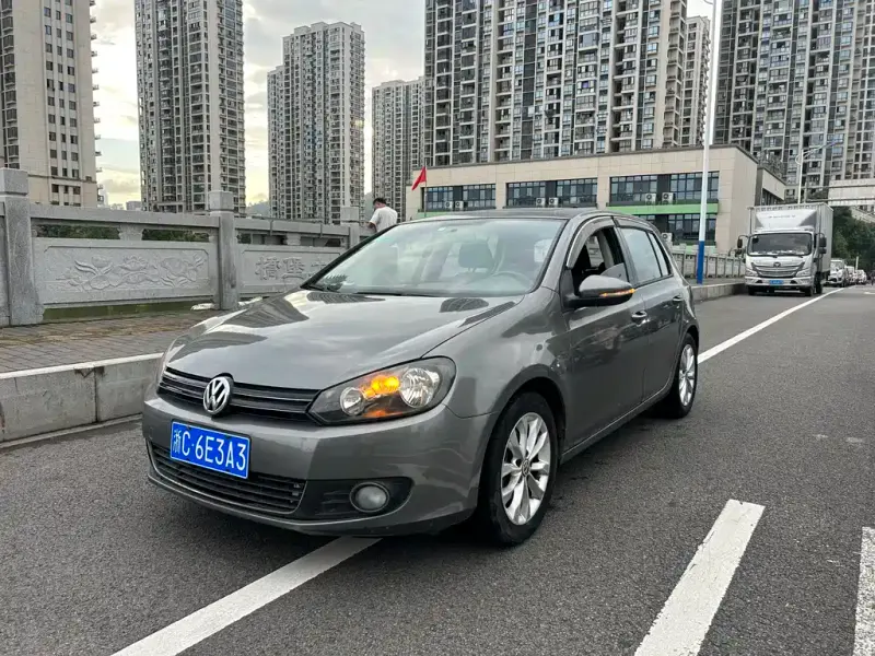 Volkswagen Golf, 2013