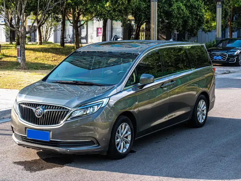 Buick GL8, 2016