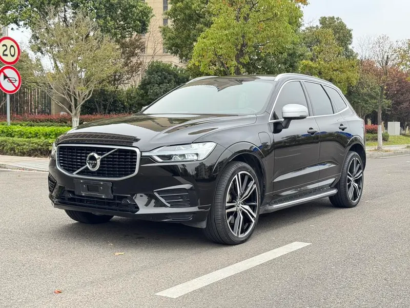 Volvo XC60 PHEV, 2019