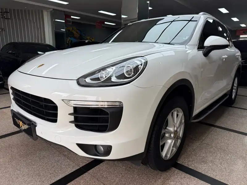 Porsche Cayenne, 2015