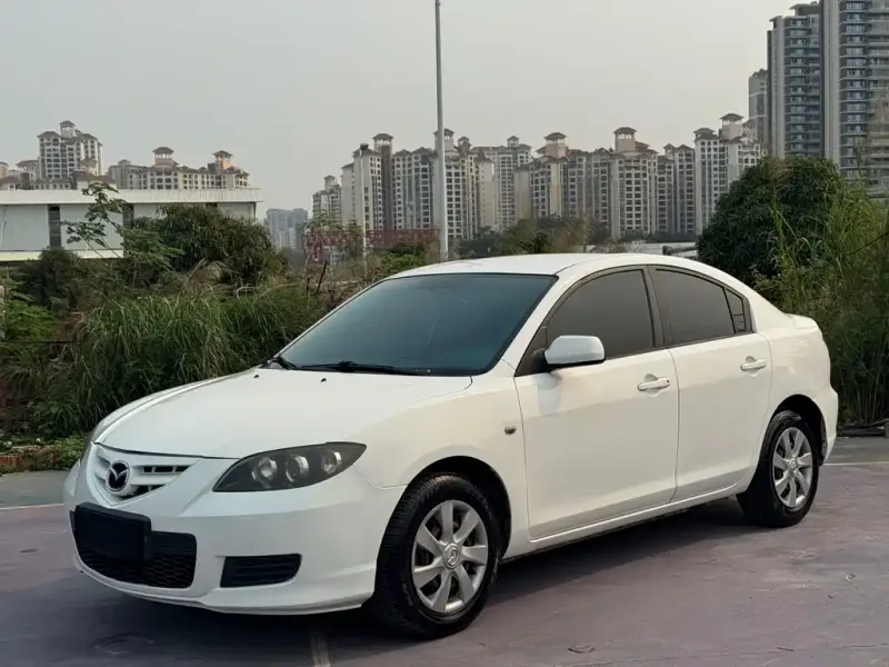 Mazda 3, 2012