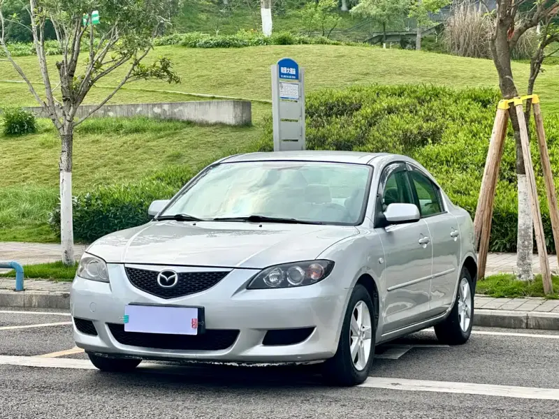 Mazda 3, 2010