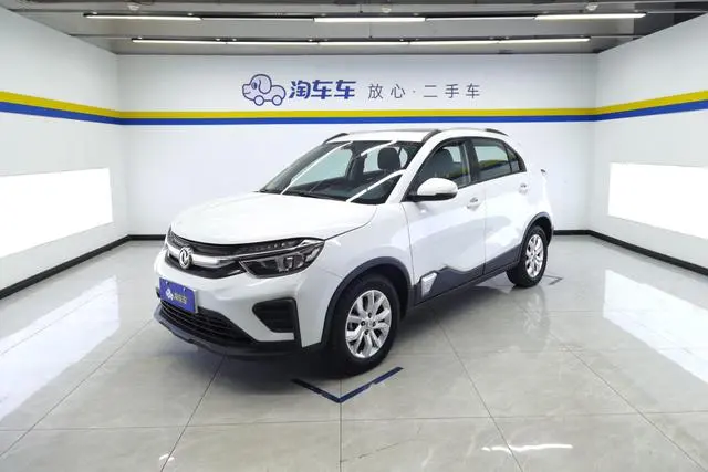 Dongfeng Fengshen AX4 200T DCT Luxury Version, 2020 — фото 1