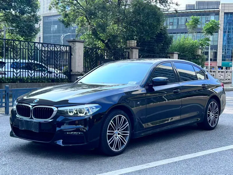BMW 5-Series, 2018