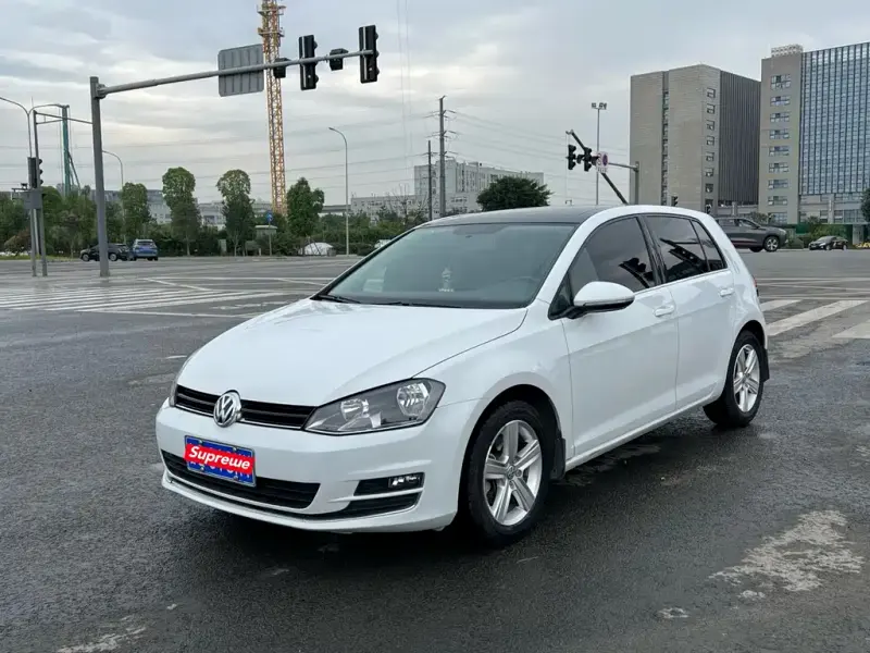 Volkswagen Golf, 2015