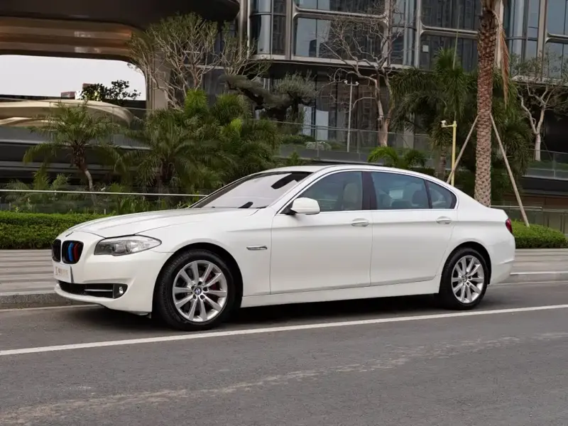 BMW 5 Series, 2011