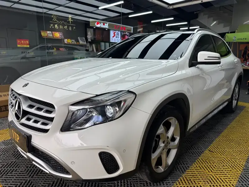 Mercedes-Benz GLA, 2019