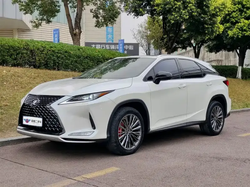 Lexus RX, 2021