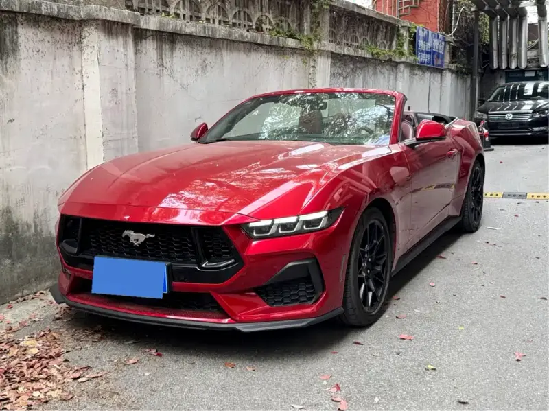 Ford Mustang, 2025
