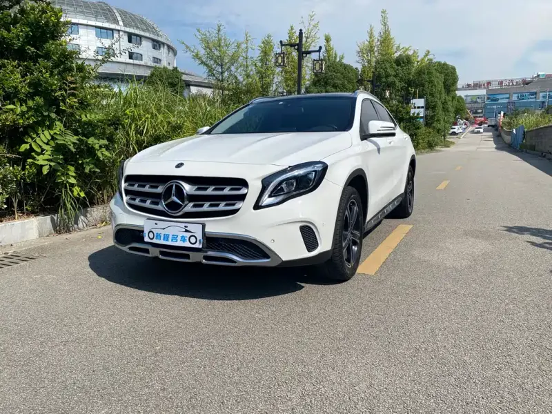 Mercedes-Benz GLA, 2018