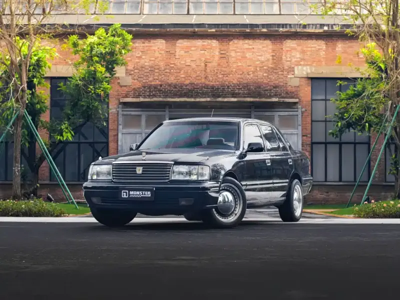 Toyota Crown, 1998