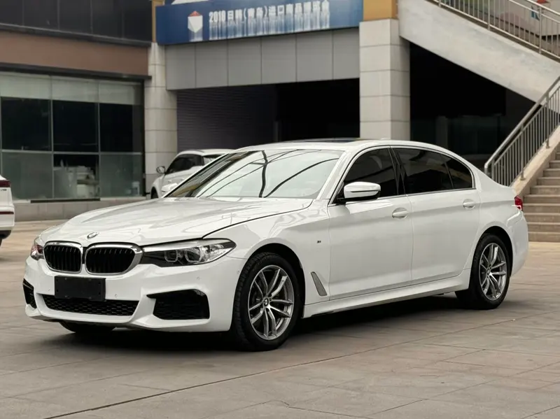BMW 5-Series, 2020