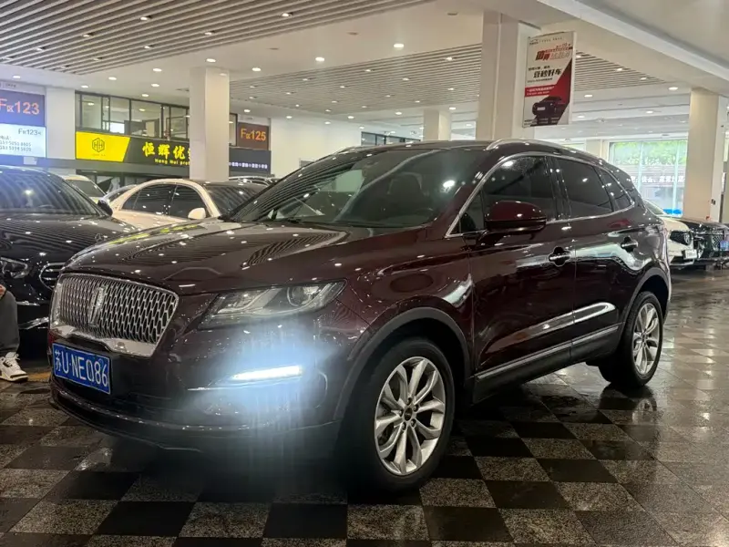 Lincoln MKC, 2019