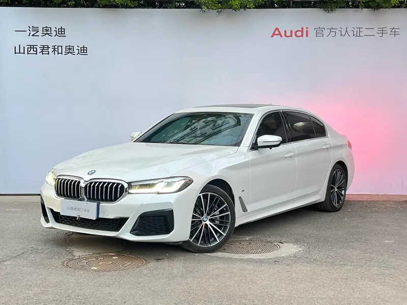 BMW 5-Series, 2023