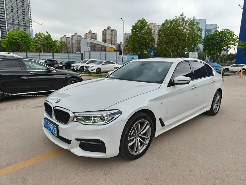 BMW 5-Series, 2018