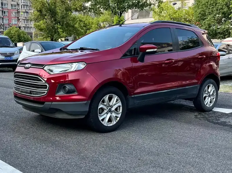 Ford Ecosport, 2013