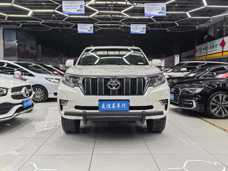 Toyota Prado, 2018 — фото 1