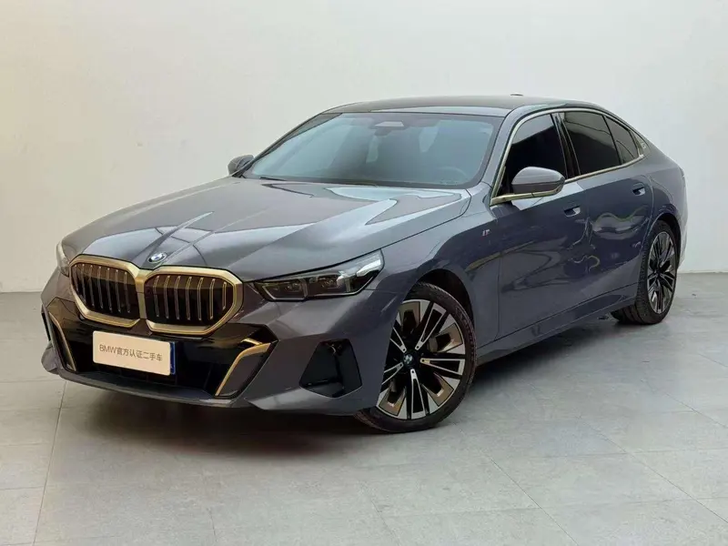 BMW 5-Series, 2024