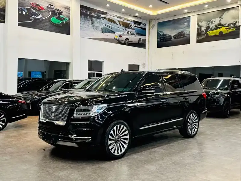 Lincoln Navigator, 2022