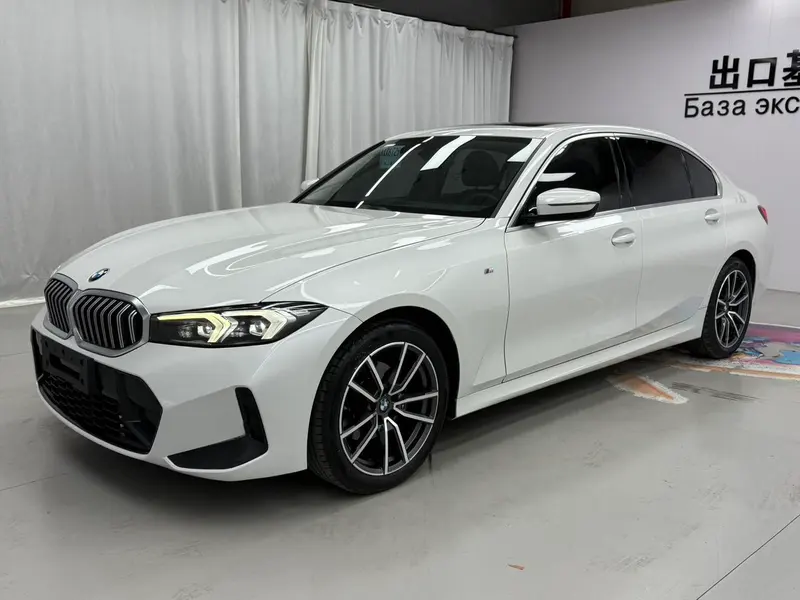 BMW 3-Series 320Li M Sport, 2023 — фото 1
