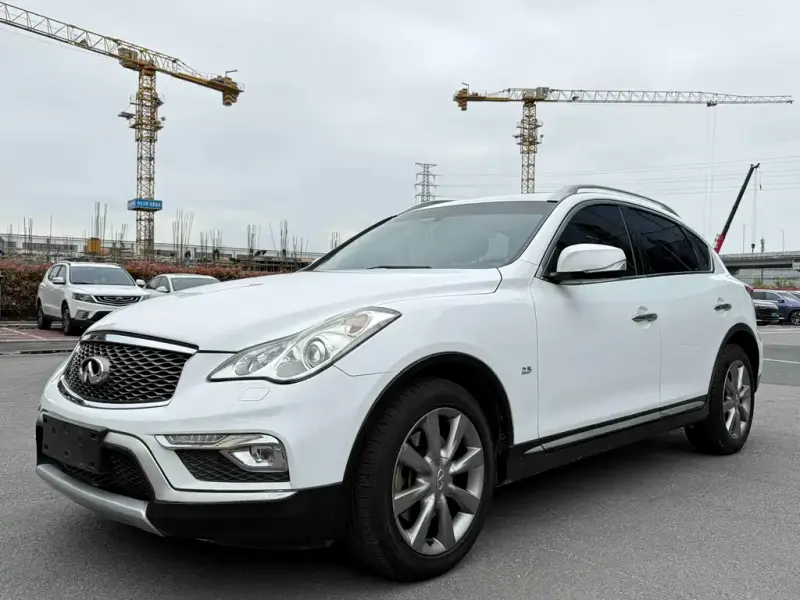 Infiniti QX50, 2016