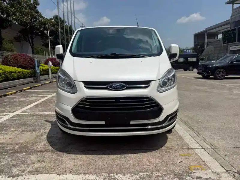 Ford Tourneo, 2017