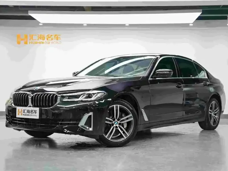 BMW 5 Series, 2022