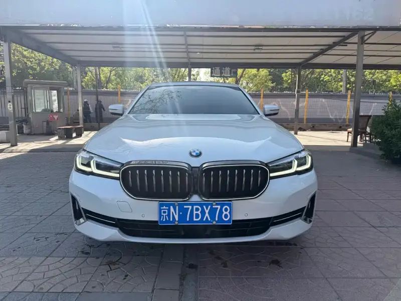 BMW 5 Series, 2022