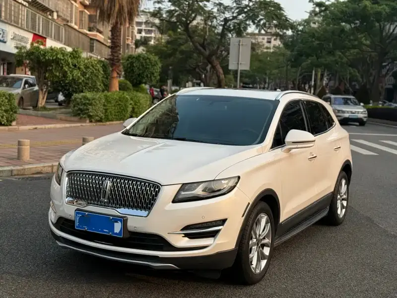 Lincoln MKC, 2019 — фото 1