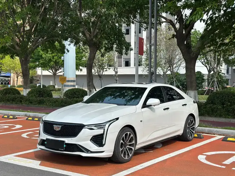 Cadillac CT4, 2023
