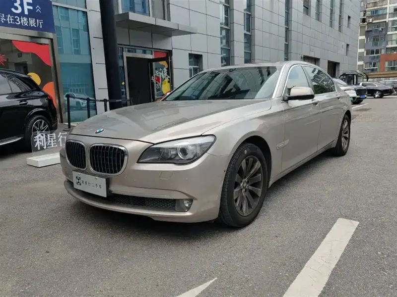 BMW 7 Series, 2011