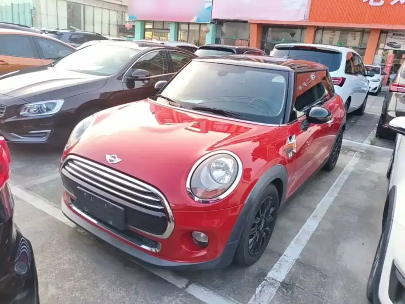 MINI Mini, 2015