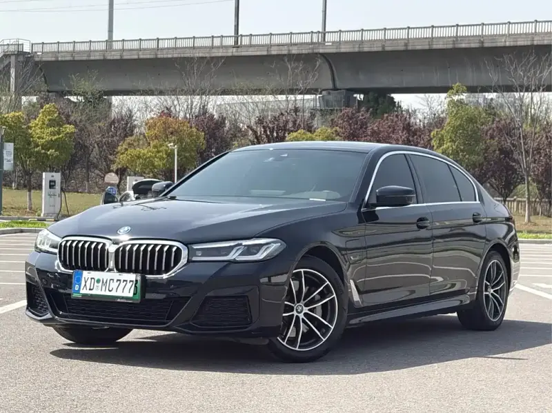 BMW 5 Series New Energy, 2023 — фото 1