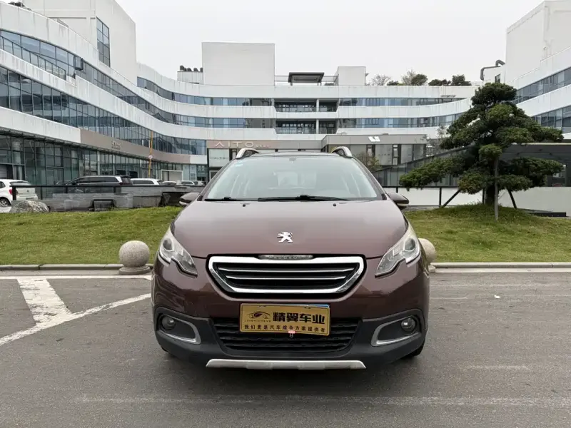 Peugeot 2008, 2015