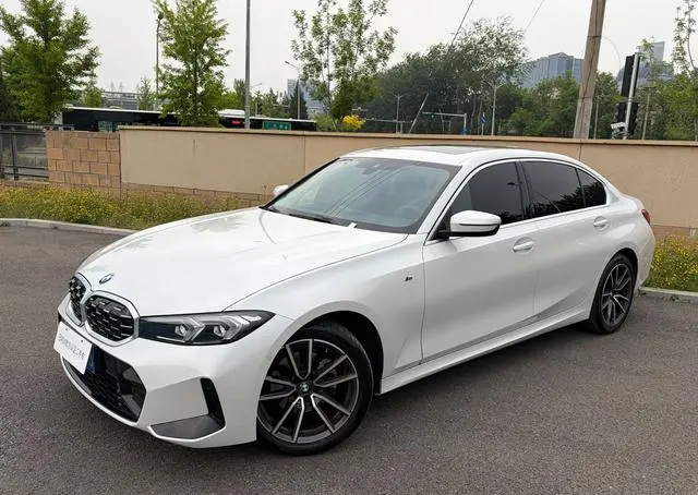 BMW 3-Series, 2025