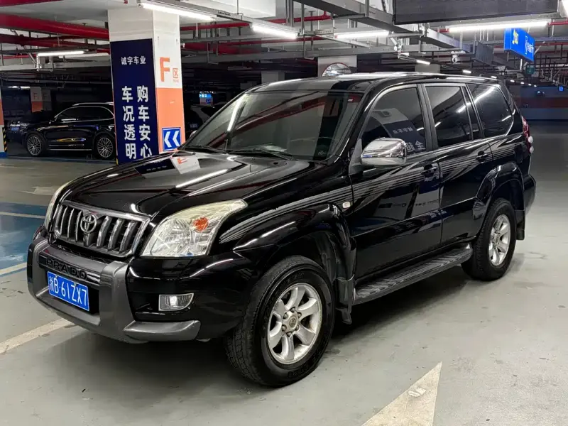 Toyota Prado (Import) 2010 версия версия для Ближнего Востока, 2009 — фото 1