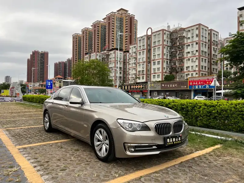 BMW 7 Series, 2012