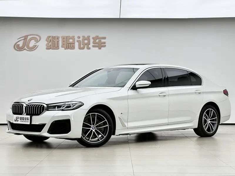 BMW 5-Series, 2021