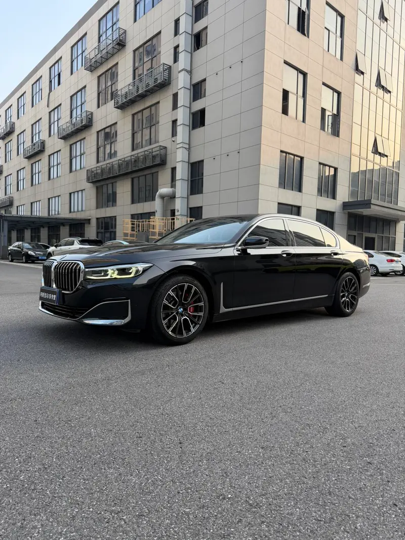 BMW 7-Series, 2019