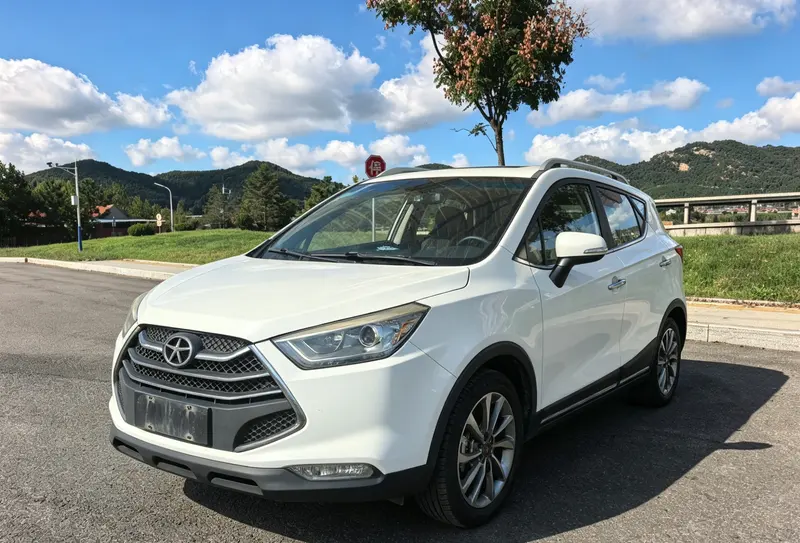 JAC Group Refine S3, 2014