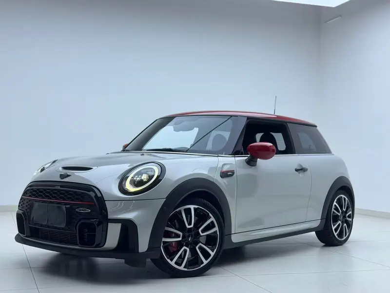 MINI JCW, 2023